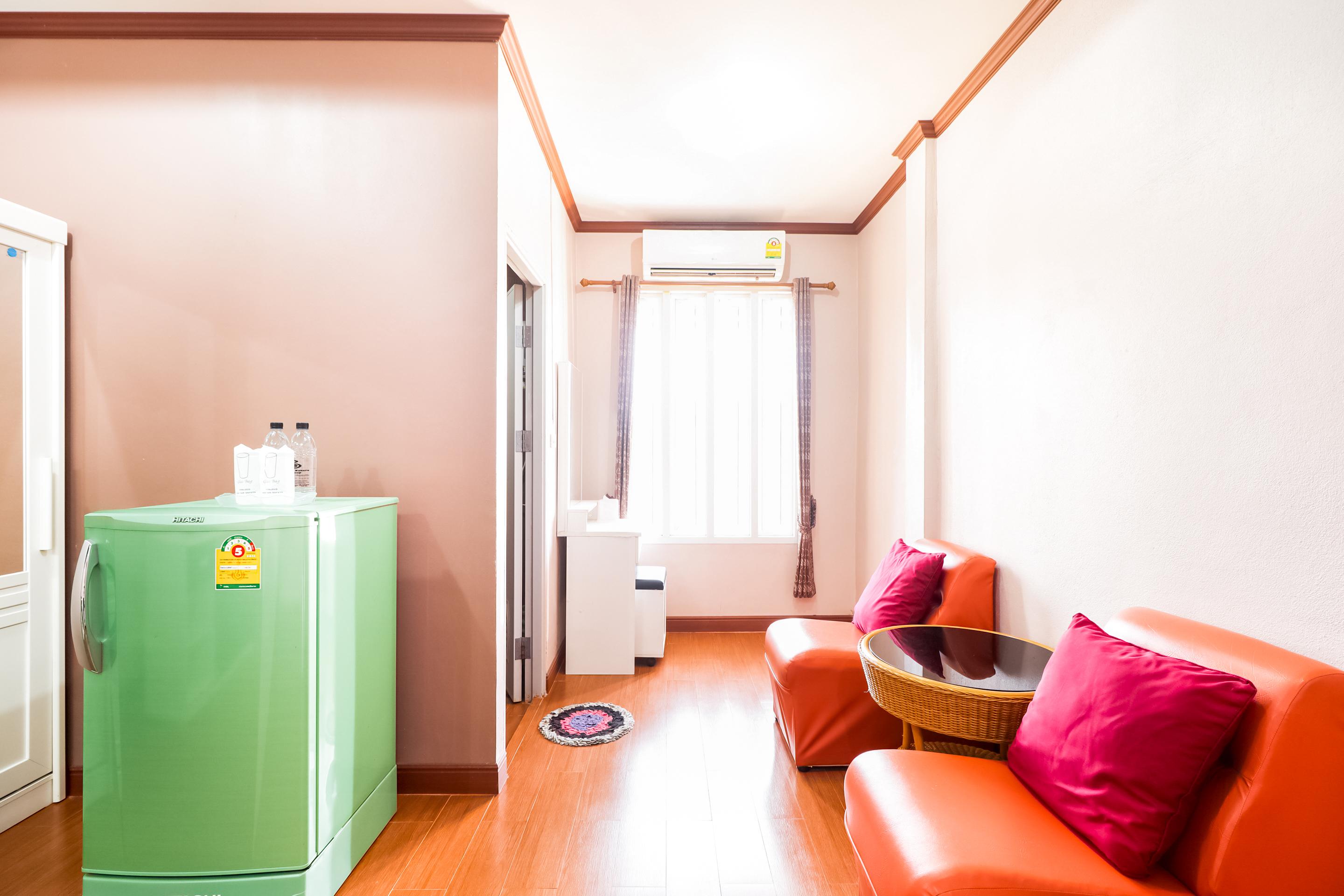 צ'יאנג סאן Oyo 359 Golden Nakara Place מראה חיצוני תמונה
