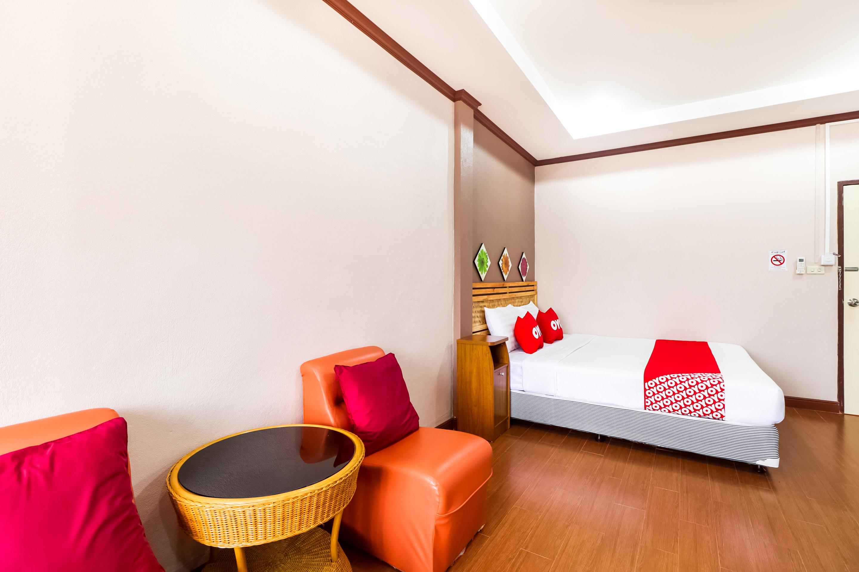 צ'יאנג סאן Oyo 359 Golden Nakara Place מראה חיצוני תמונה