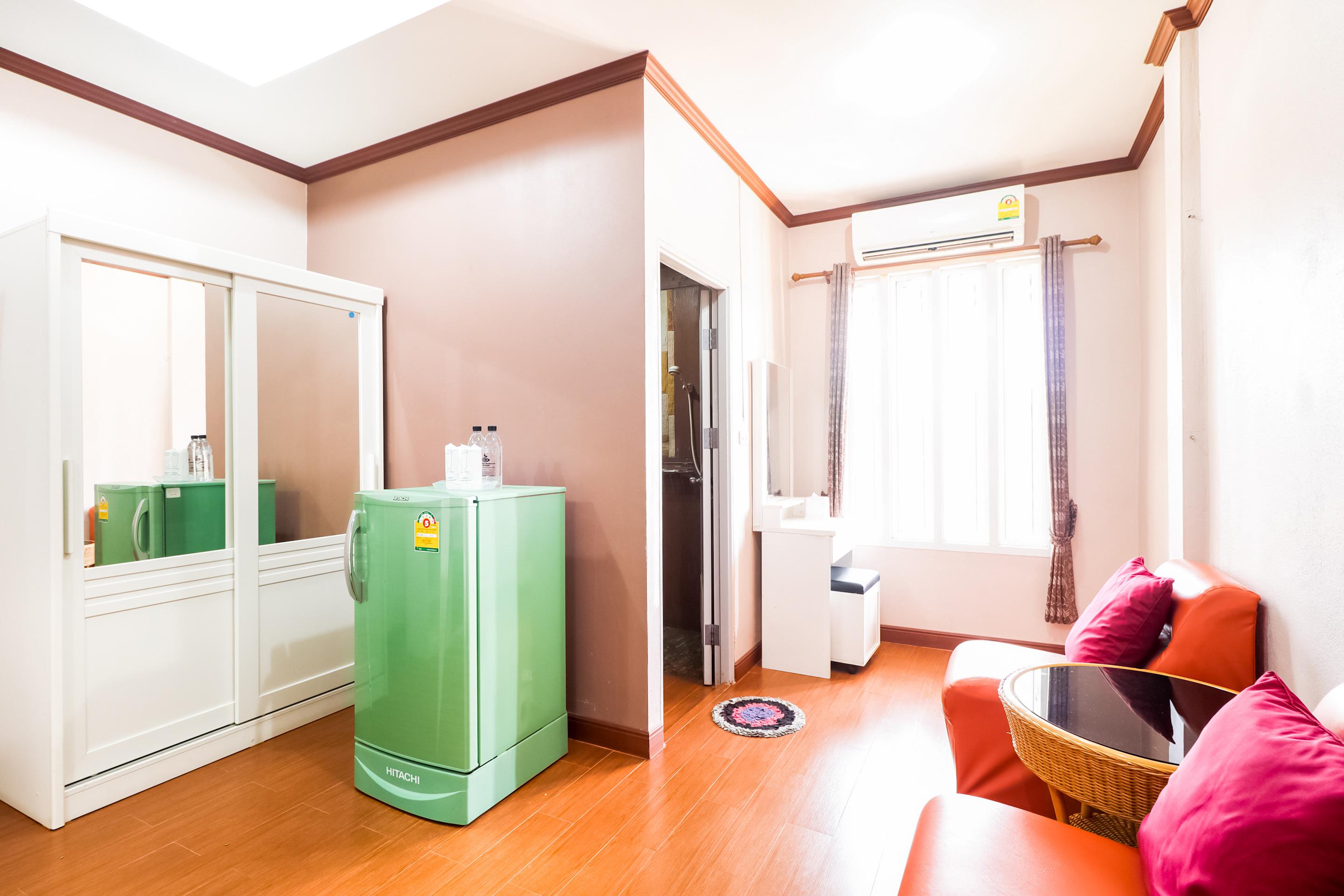 צ'יאנג סאן Oyo 359 Golden Nakara Place מראה חיצוני תמונה