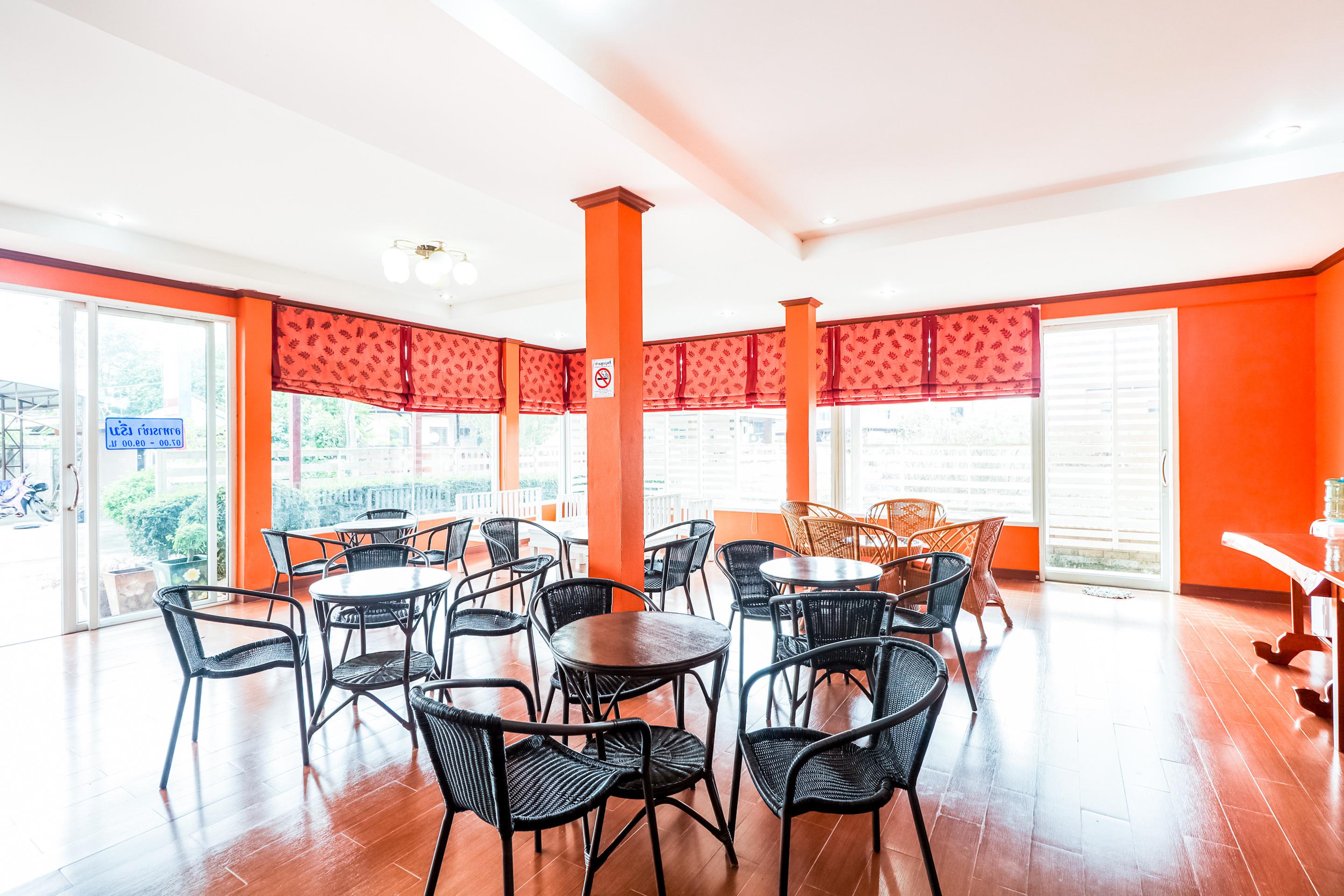 צ'יאנג סאן Oyo 359 Golden Nakara Place מראה חיצוני תמונה