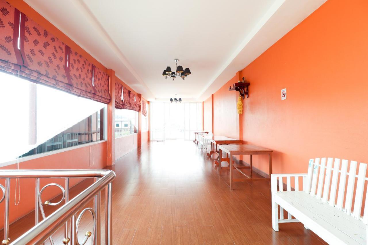 צ'יאנג סאן Oyo 359 Golden Nakara Place מראה חיצוני תמונה