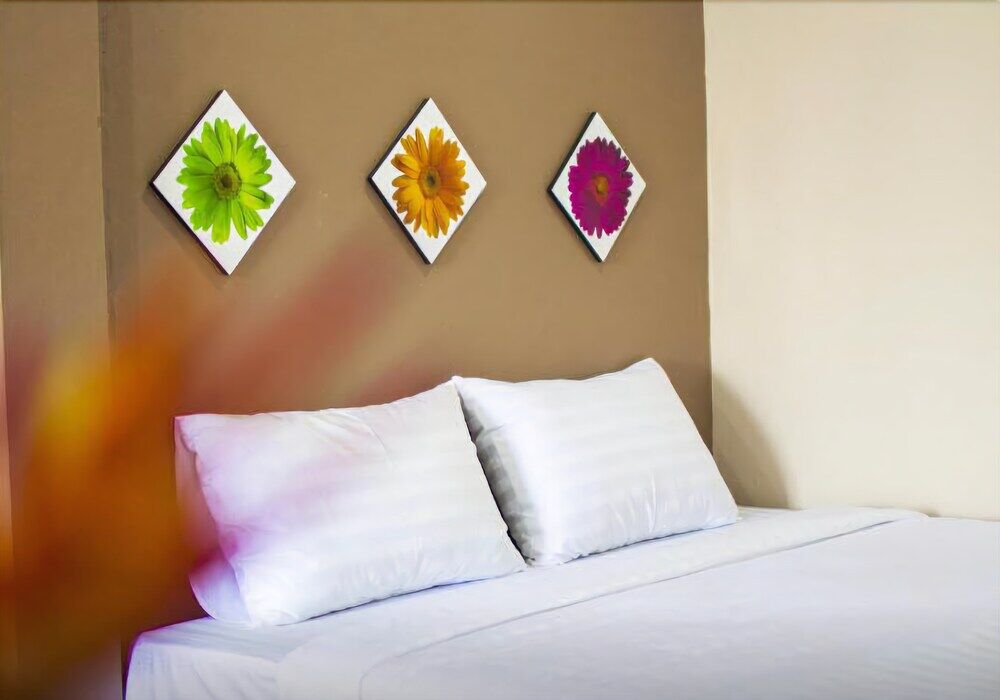 צ'יאנג סאן Oyo 359 Golden Nakara Place מראה חיצוני תמונה